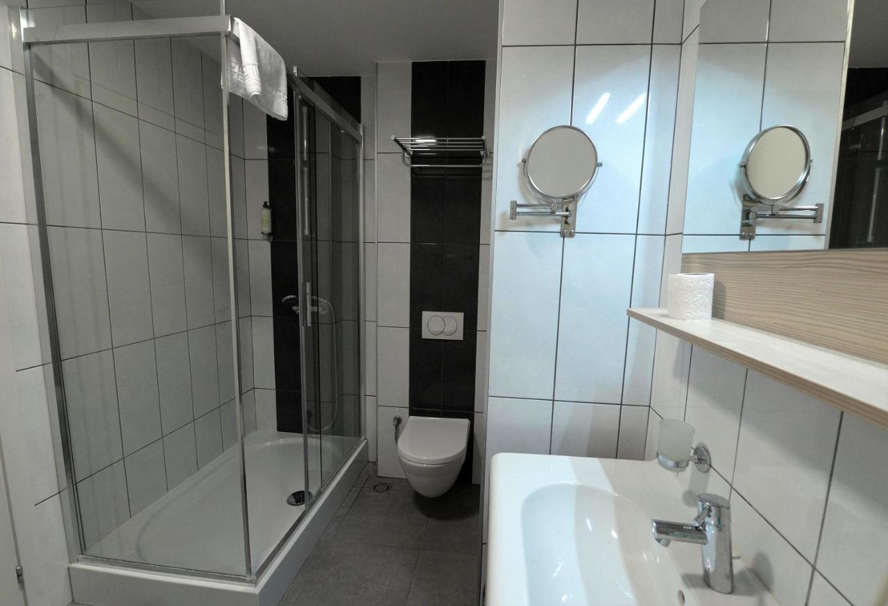 Diva Capitol Luxury Apartment Skopje Ngoại thất bức ảnh