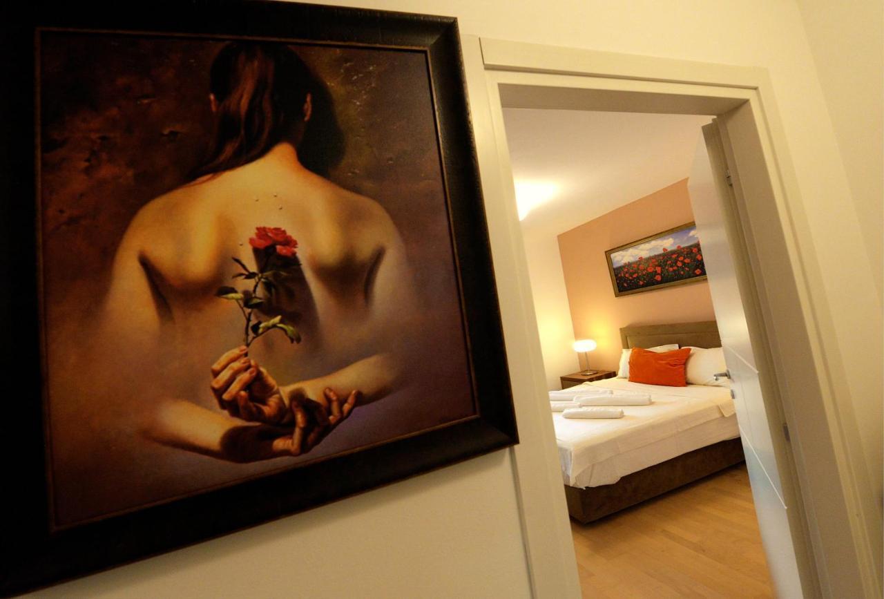 Diva Capitol Luxury Apartment Skopje Ngoại thất bức ảnh