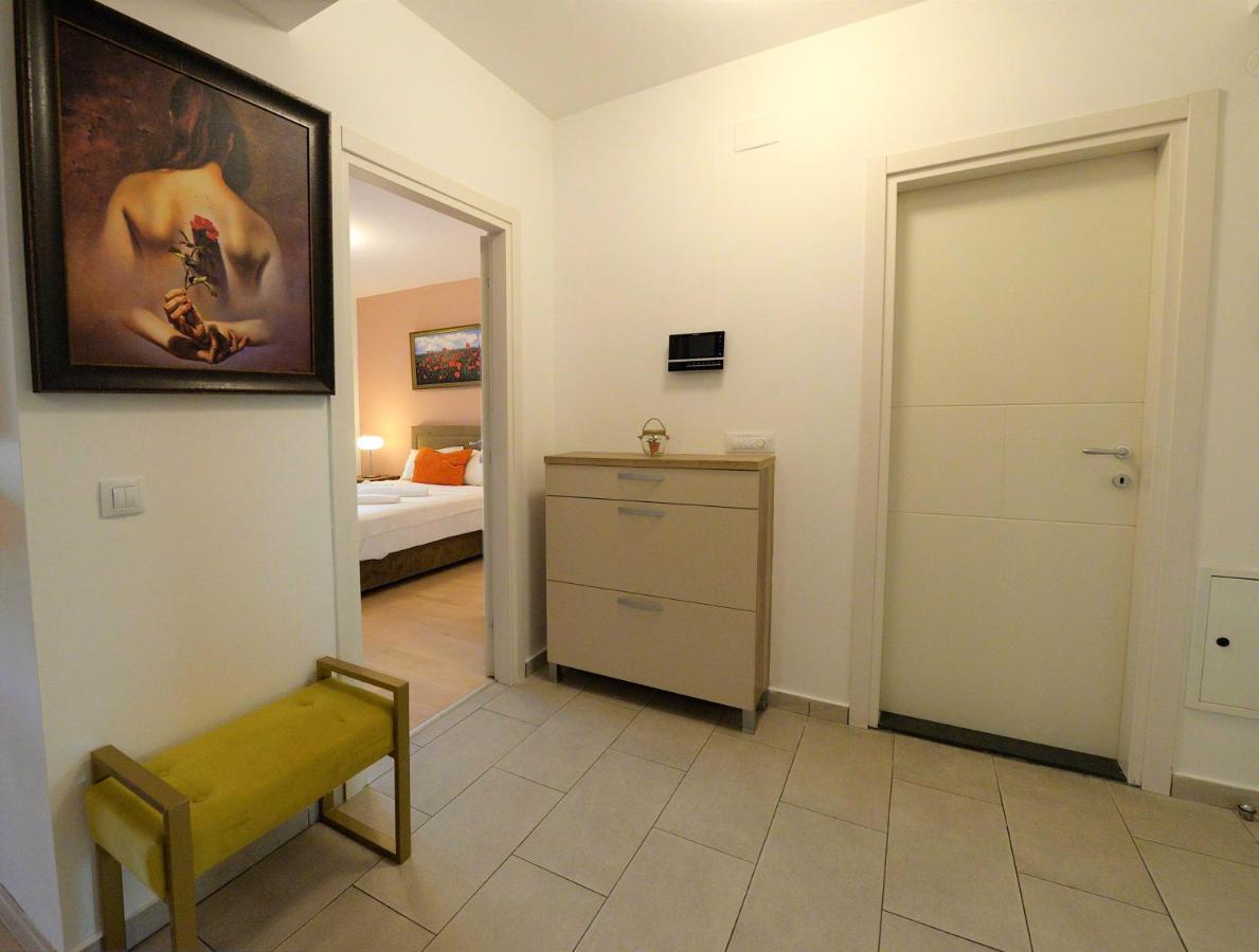 Diva Capitol Luxury Apartment Skopje Ngoại thất bức ảnh